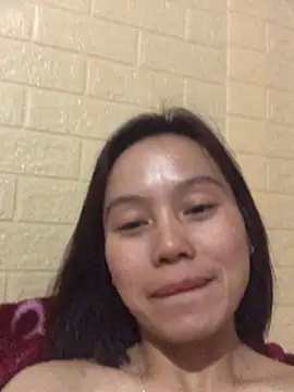 Trangbabylove online show from December 2, 12:22 am