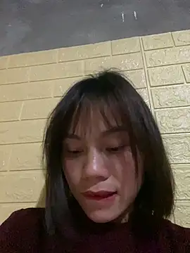 Trangbabylove online show from March 28, 5:36 pm