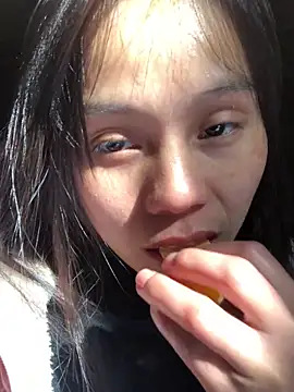 Trangbabylove online show from November 29, 2:44 am