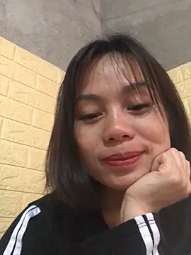 Trangbabylove online show from March 2, 1:28 am