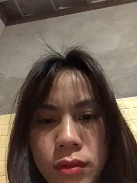 Trangbabylove online show from April 3, 8:59 pm