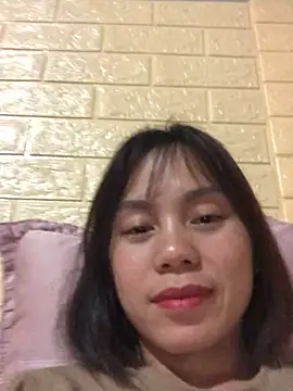 Trangbabylove online show from March 13, 6:18 am