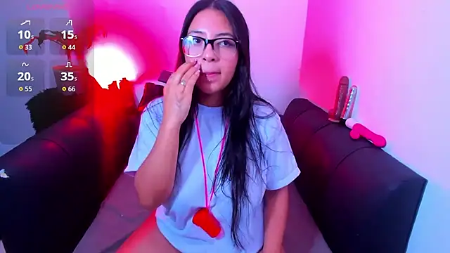 evelisse  online show from January 10, 4:08 am