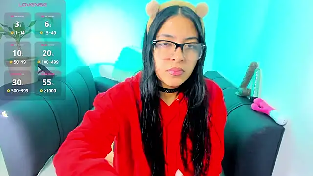 evelisse  online show from January 17, 4:27 am