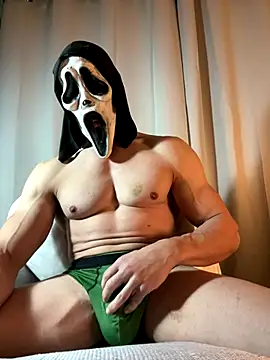 Luna MaskedMan online show from November 28, 1:50 am