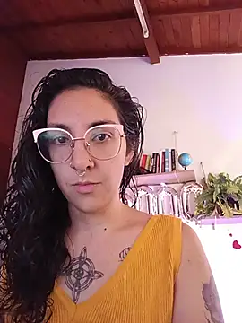 Melinerd online show from May 14, 6:27 pm