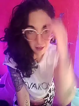 Melinerd online show from February 4, 5:19 pm