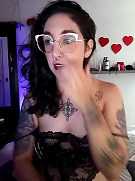 Melinerd online show from February 18, 5:53 pm