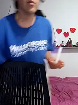 Melinerd online show from March 9, 6:00 pm