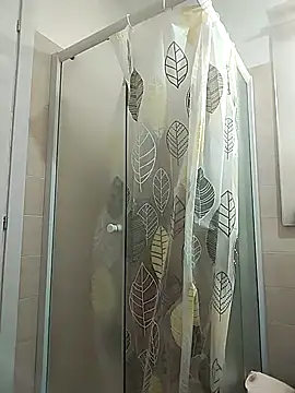 platone09 online show from April 8, 6:53 pm