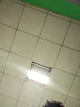 Snapshot of platone09 chatting on November 5, 3:15 pm platone09 online show from November 5, 3:15 pm