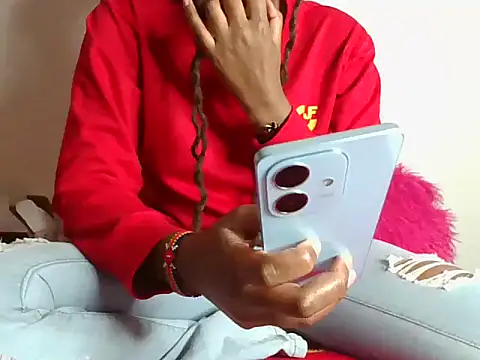 Snapshot of Naughtybadgal chatting on November 18, 9:34 am Naughtybadgal online show from November 18, 9:34 am