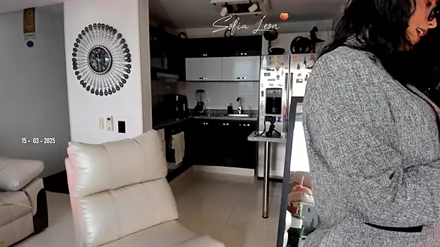 sofiasexhot online show from March 15, 7:59 pm