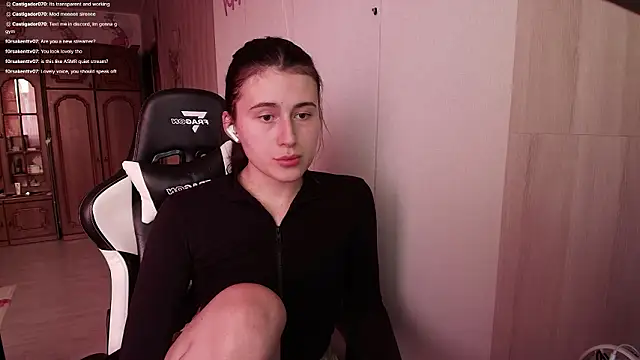 KristinaScott online show from March 11, 3:28 pm