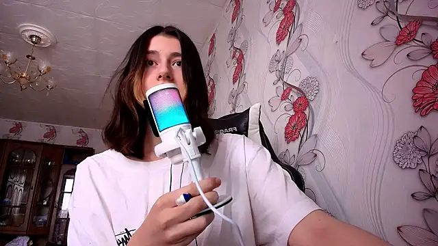 KristinaScott online show from January 13, 12:09 pm