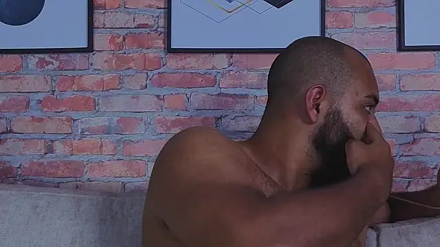 Chris Varden online show from March 26, 7:34 pm