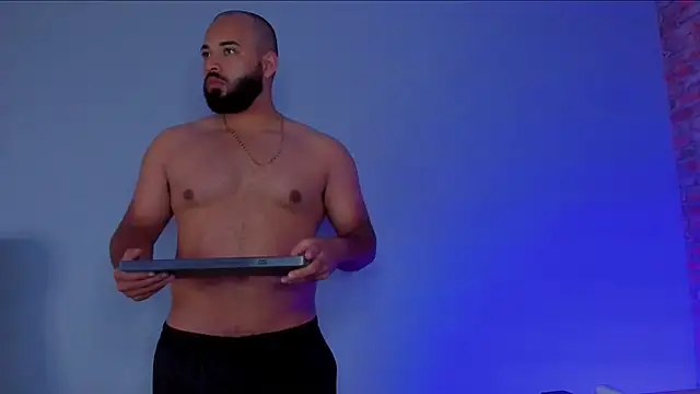 Chris Varden online show from March 18, 8:10 pm