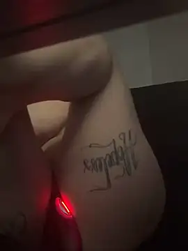 sofrancy online show from February 11, 9:58 pm