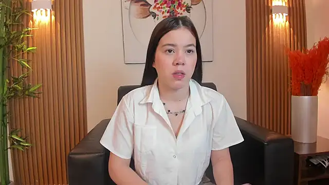 Emily Frostt online show from July 9, 11:42 am