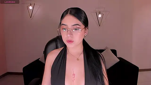 HaileyRoss  online show from May 27, 1:57 am