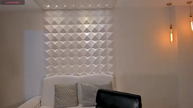 HaileyRoss  online show from March 25, 12:04 pm