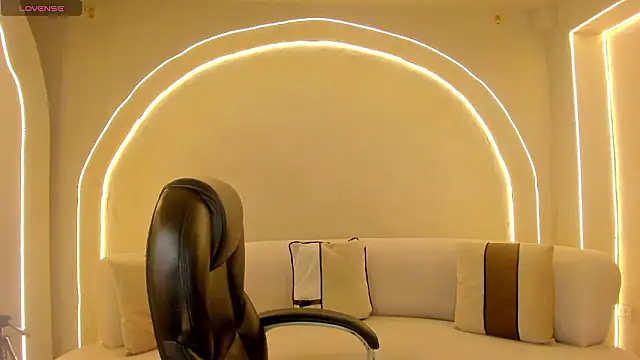 ZaraKafruni online show from March 5, 4:31 am