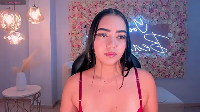 SophieLanne online show from February 11, 4:56 am