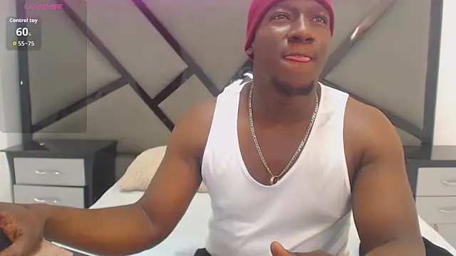 Snapshot of kingAlexander22 chatting on November 16, 1:16 pm kingAlexander22 online show from November 16, 1:16 pm