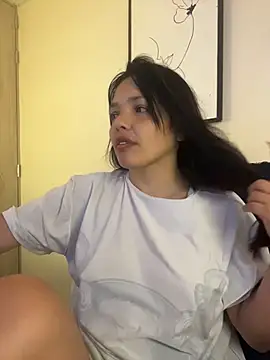 LaraDanverss online show from April 2, 10:49 pm