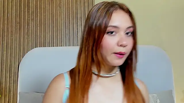 LondraBlush online show from April 1, 11:33 am