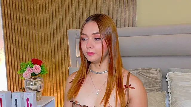 Snapshot of LondraBlush chatting on May 25, 1:32 pm LondraBlush online show from May 25, 1:32 pm