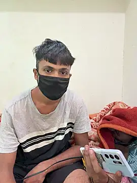 Snapshot of syndyc1 chatting on January 19, 2:21 pm syndyc1 online show from January 19, 2:21 pm