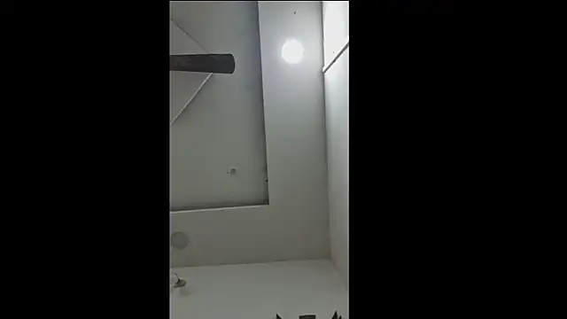 Snapshot of syndyc1 chatting on November 25, 8:14 am syndyc1 online show from November 25, 8:14 am