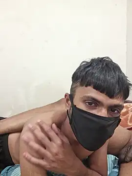 Snapshot of syndyc1 chatting on January 18, 2:53 pm syndyc1 online show from January 18, 2:53 pm