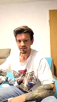 Snapshot of Mystery_Mark chatting on June 30, 5:24 pm Mystery Mark online show from June 30, 5:24 pm