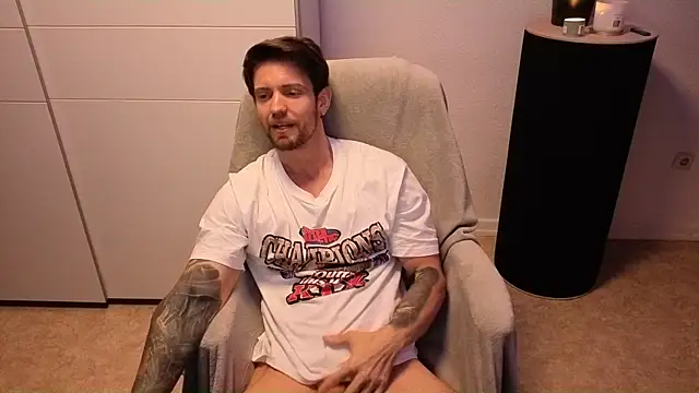 Mystery Mark online show from November 27, 6:30 pm