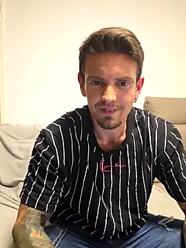 Mystery Mark online show from April 17, 6:33 pm