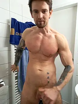 Mystery Mark online show from March 13, 10:15 pm