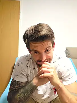 Snapshot of Mystery_Mark chatting on June 26, 8:47 pm Mystery Mark online show from June 26, 8:47 pm