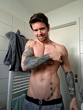 Mystery Mark online show from March 7, 1:38 pm