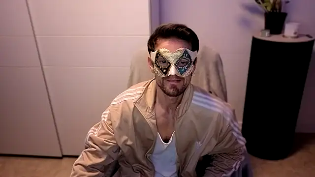 Mystery Mark online show from November 25, 6:08 pm