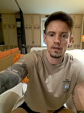 Mystery Mark online show from March 26, 3:10 pm