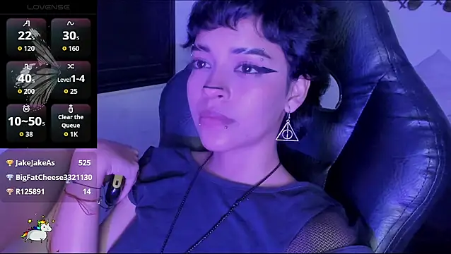 Anny Kiitty online show from April 11, 7:45 am