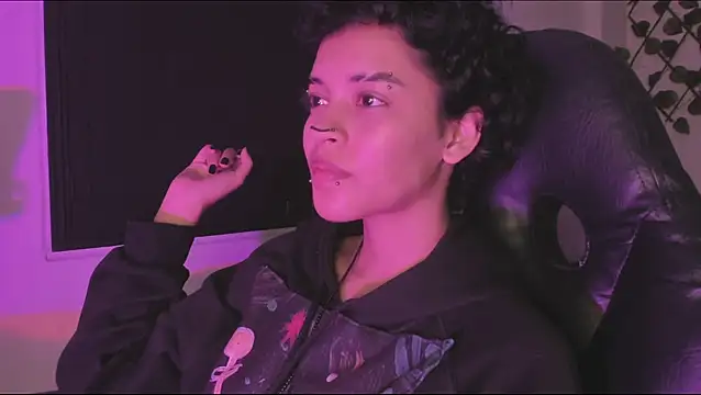 Anny Kiitty online show from April 14, 4:28 am