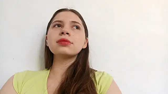 Snapshot of Taisialve chatting on November 18, 6:17 am Taisialve online show from November 18, 6:17 am