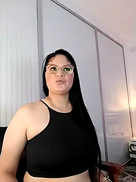 AlinaMilf online show from March 27, 8:21 pm