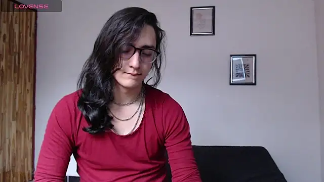 Snapshot of Amoneth_Xx chatting on February 22, 8:21 pm Amoneth Xx online show from February 22, 8:21 pm