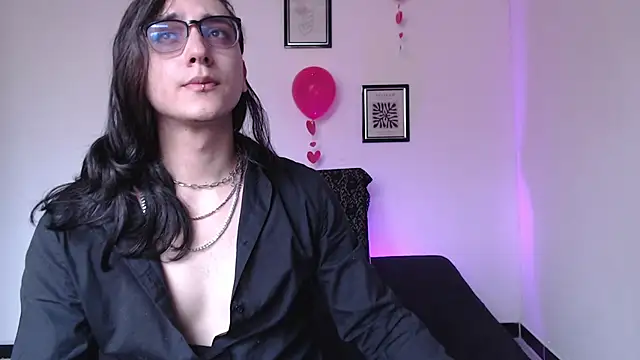 Snapshot of Amoneth_Xx chatting on February 16, 8:29 pm Amoneth Xx online show from February 16, 8:29 pm