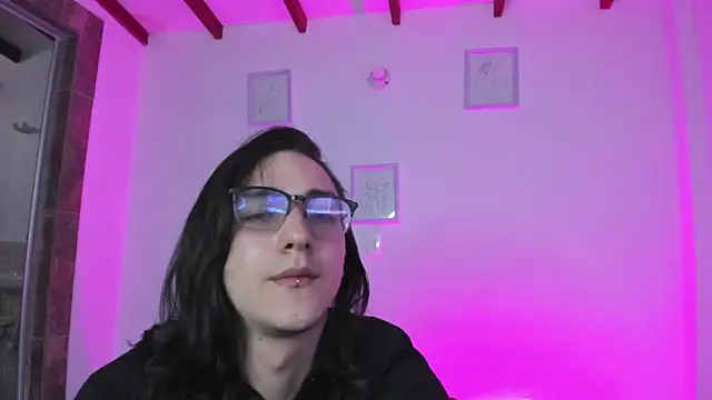 Snapshot of Amoneth_Xx chatting on March 1, 12:05 pm Amoneth Xx online show from March 1, 12:05 pm