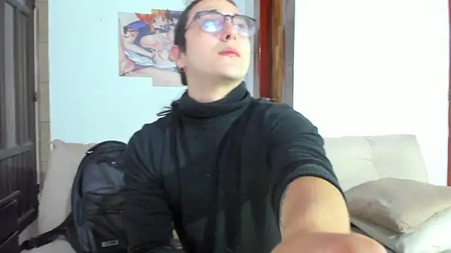 Snapshot of Amoneth_Xx chatting on February 5, 7:43 pm Amoneth Xx online show from February 5, 7:43 pm